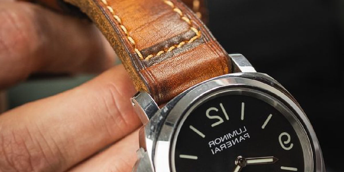 Leather watch straps