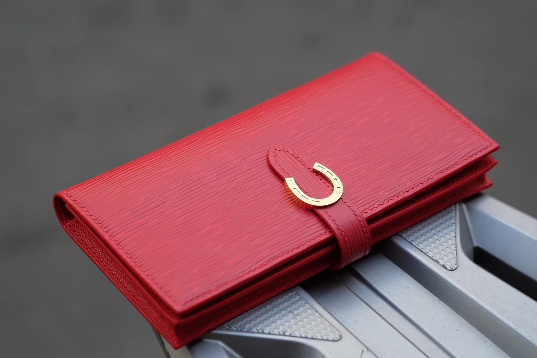 Epi calfskin leather long wallet - Red